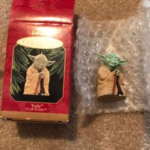 Vintage Never Used Star Wars Yoda Hallmark